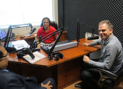 Mark Holland in Parvasi Radio