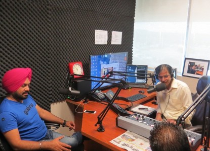 Gurpreet Ghuggi in Parvasi Radio